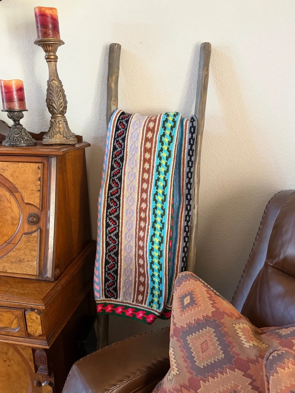 VTG Handmade Southwestern Cabin Boho Folk Art Knit Afghan Throw Blanket 51x61